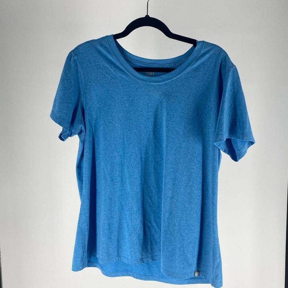Lightweight Athletic Blue T-Shirt for Active Lifestyle